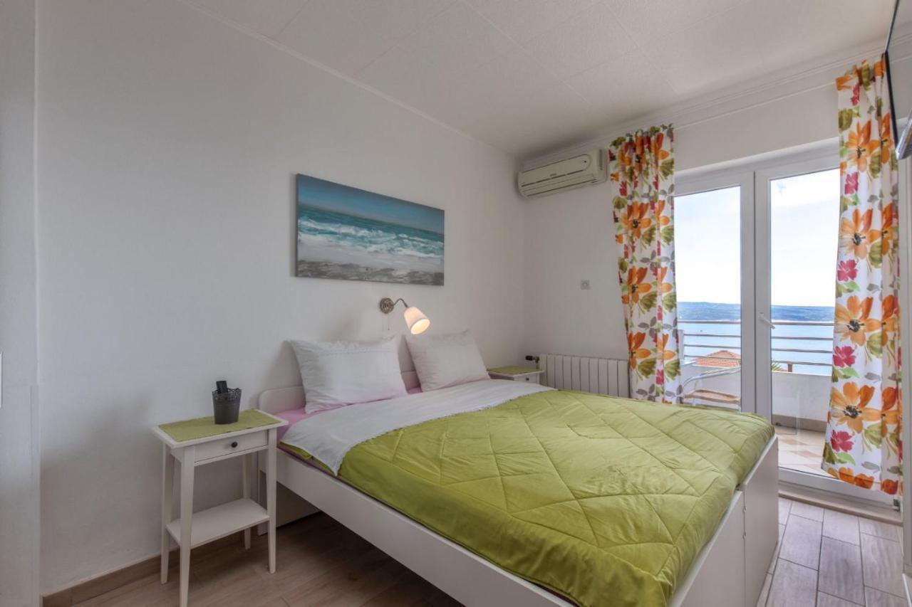 Guesthouse Villa Juric Crikvenica Exterior foto